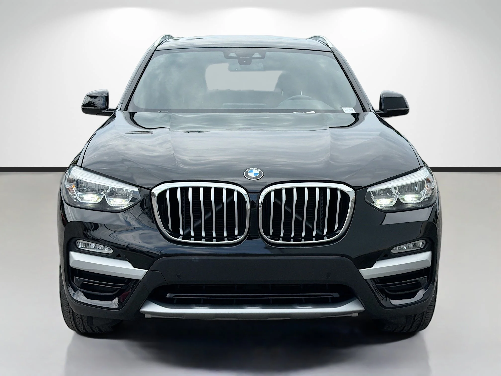 Used 2019 Jet Black BMW sDrive30i image 8