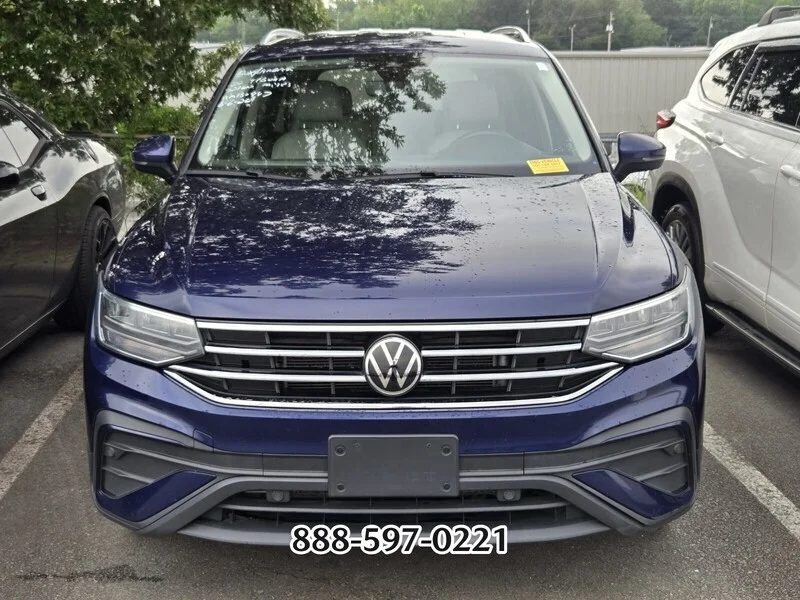 Used 2022 Platinum Gray Metallic Volkswagen 2.0T SE image 11