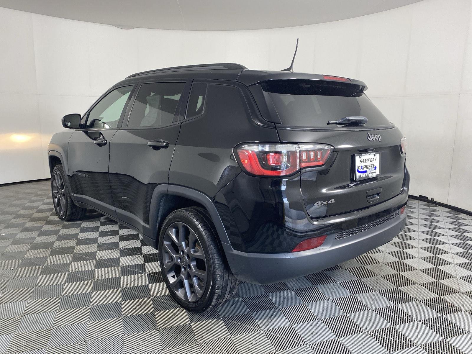 Used 2021 Diamond Black Crystal Pearlcoat Jeep 80th Anniversary image 4