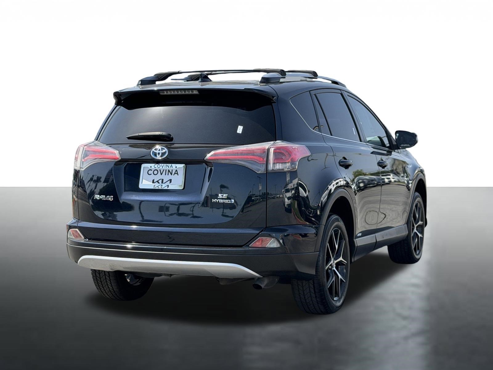 Used 2017 Aqua Toyota SE image 8