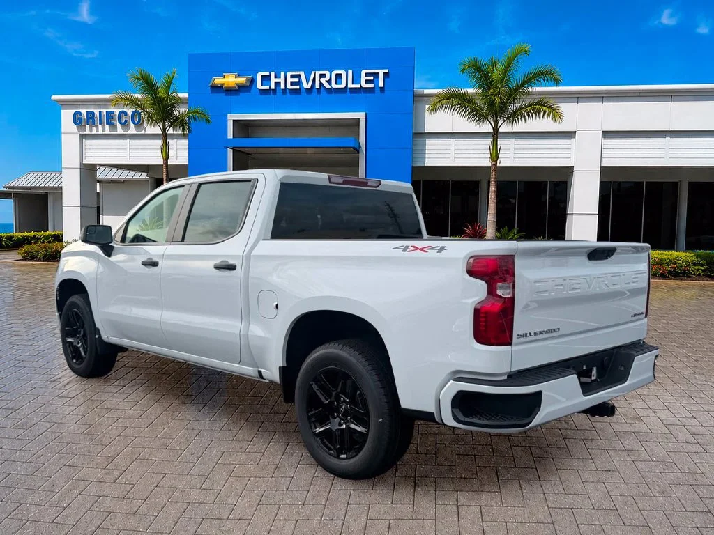 New 2026 Summit White Chevrolet Custom image 5
