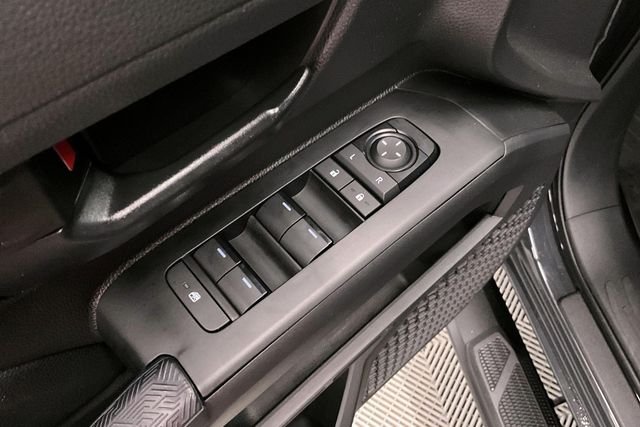 2024 Toyota Tacoma SR5 - Photo 40