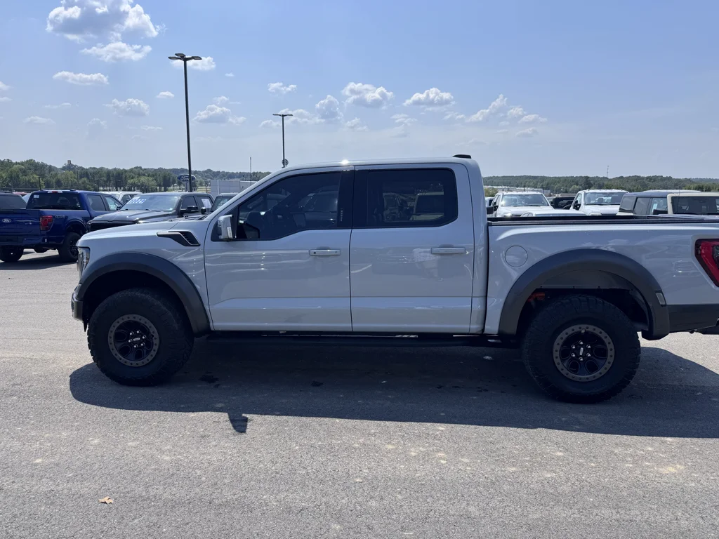Used 2023 Avalanche Ford Raptor image 8