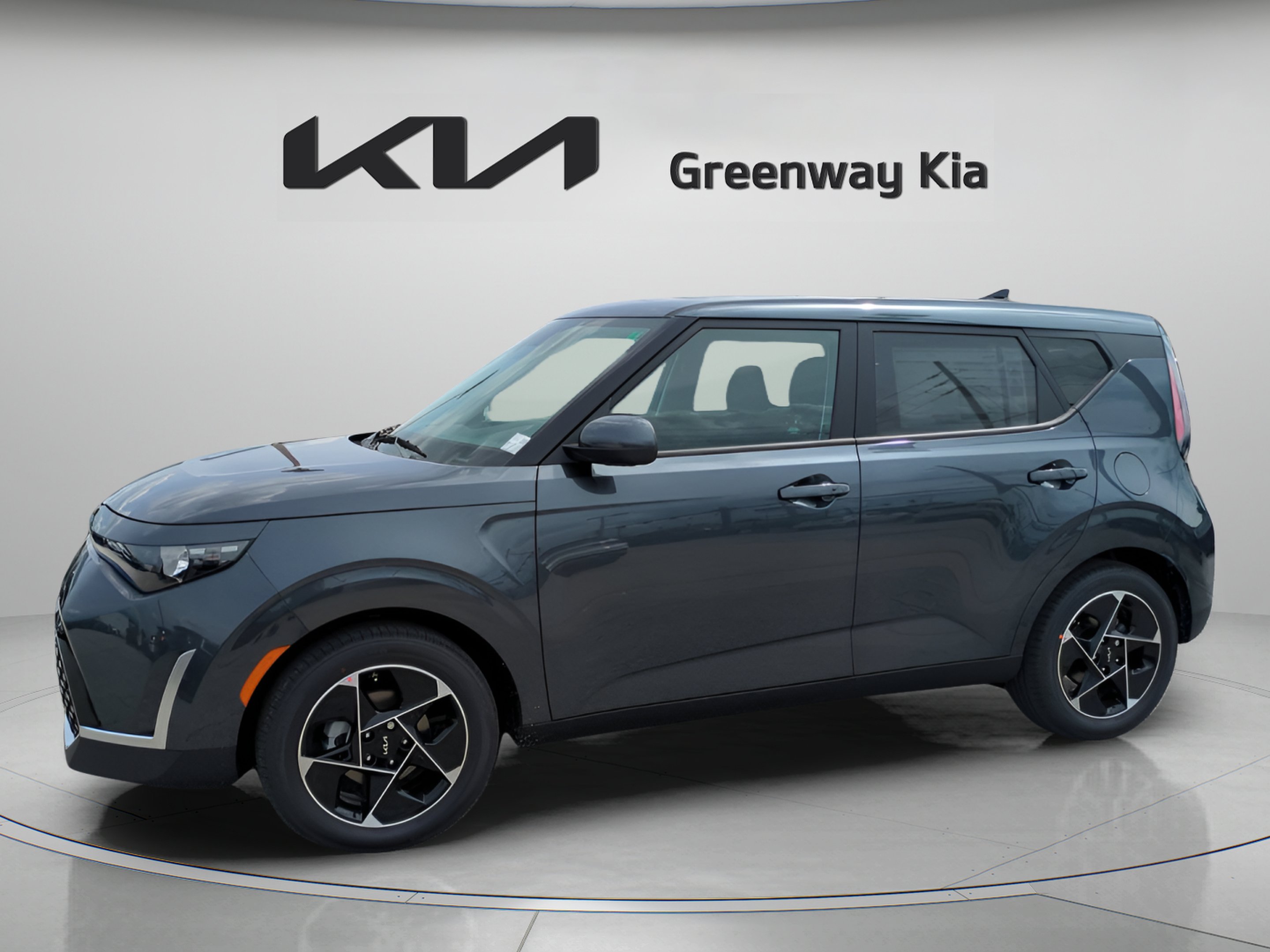 Certified Used 2025 Gravity Gray Kia EX image 4