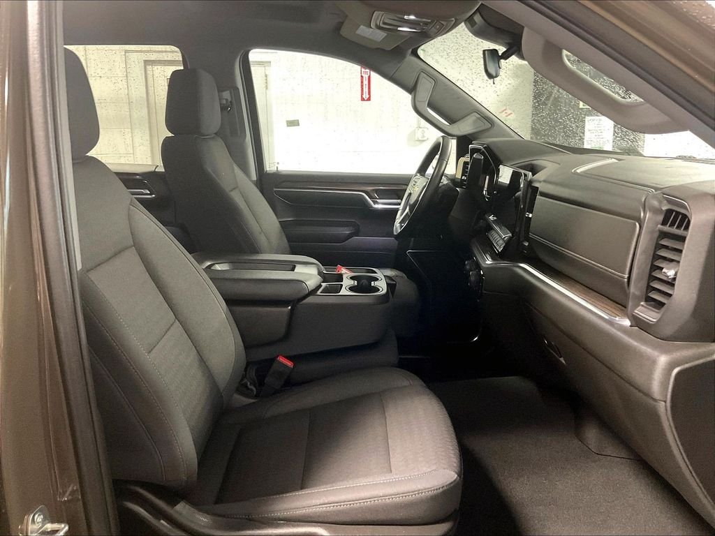 Used 2023 Brown Chevrolet LT image 11