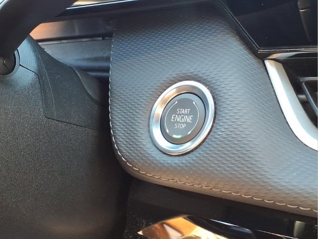 New 2026 Mosaic Black Metallic Chevrolet LT image 9