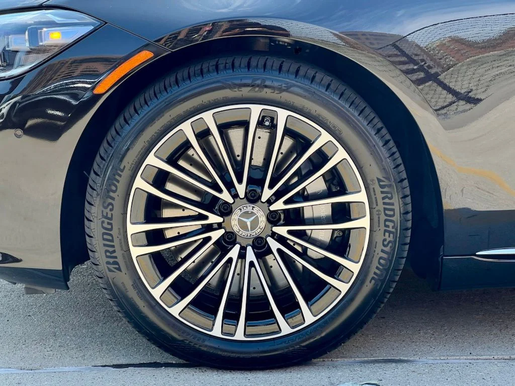 Certified Used 2024 Black Mercedes-Benz S 580e image 12