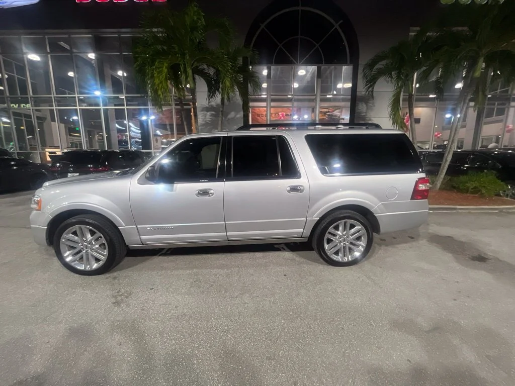 Used 2016 Ingot Silver Ford Platinum image 3