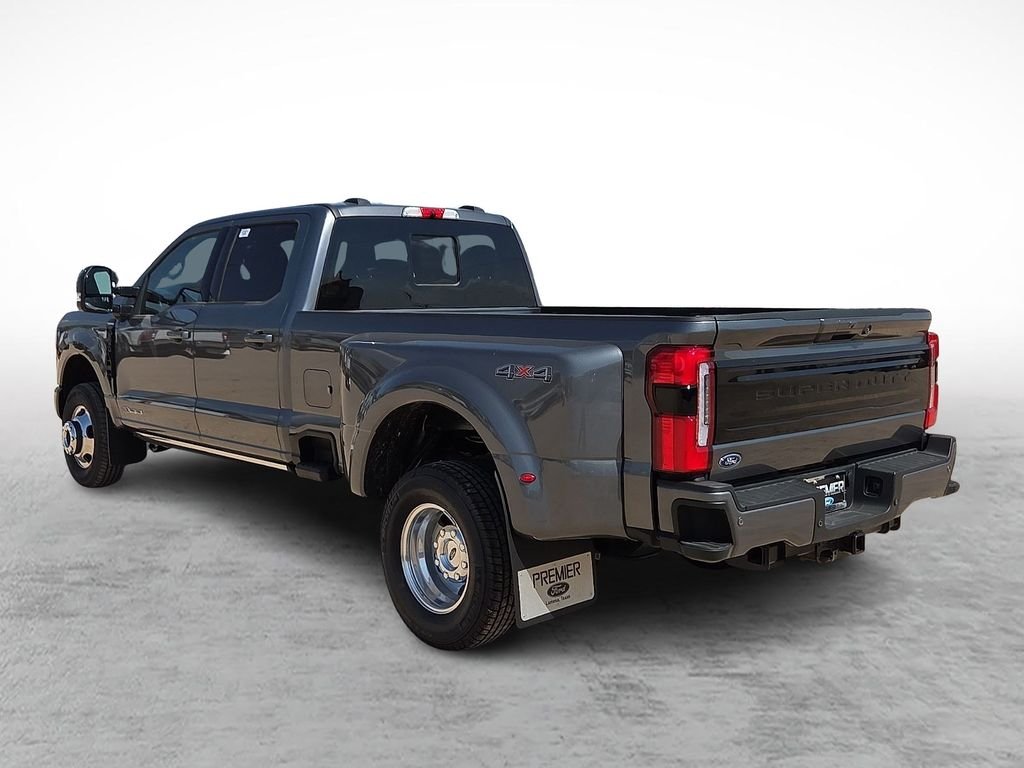 New 2026 Gray Ford Platinum image 7