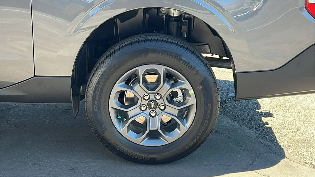 New 2026 Carbonized Gray Metallic Ford XLT image 9