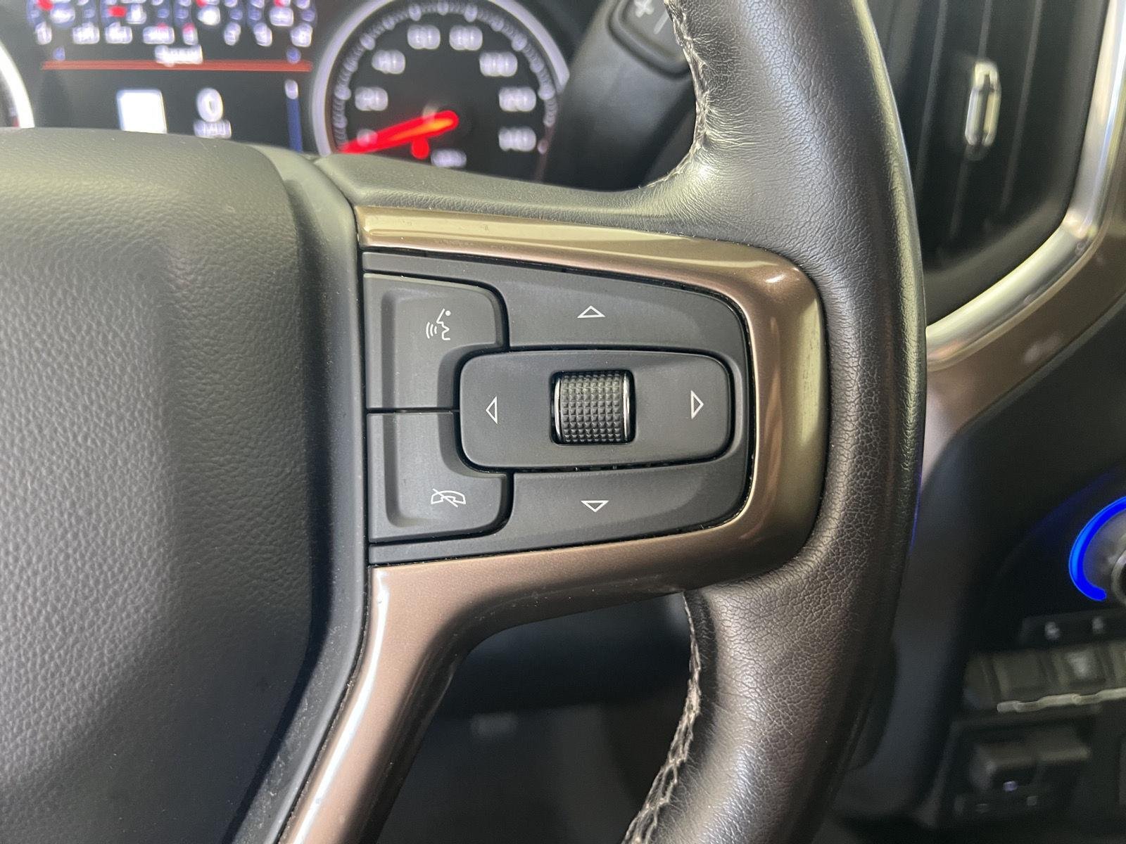 Used 2022 Summit White Chevrolet High Country image 11