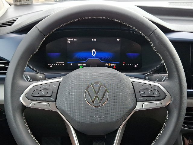 Used 2023 Deep Black Pearl   2T2t Volkswagen SE image 36