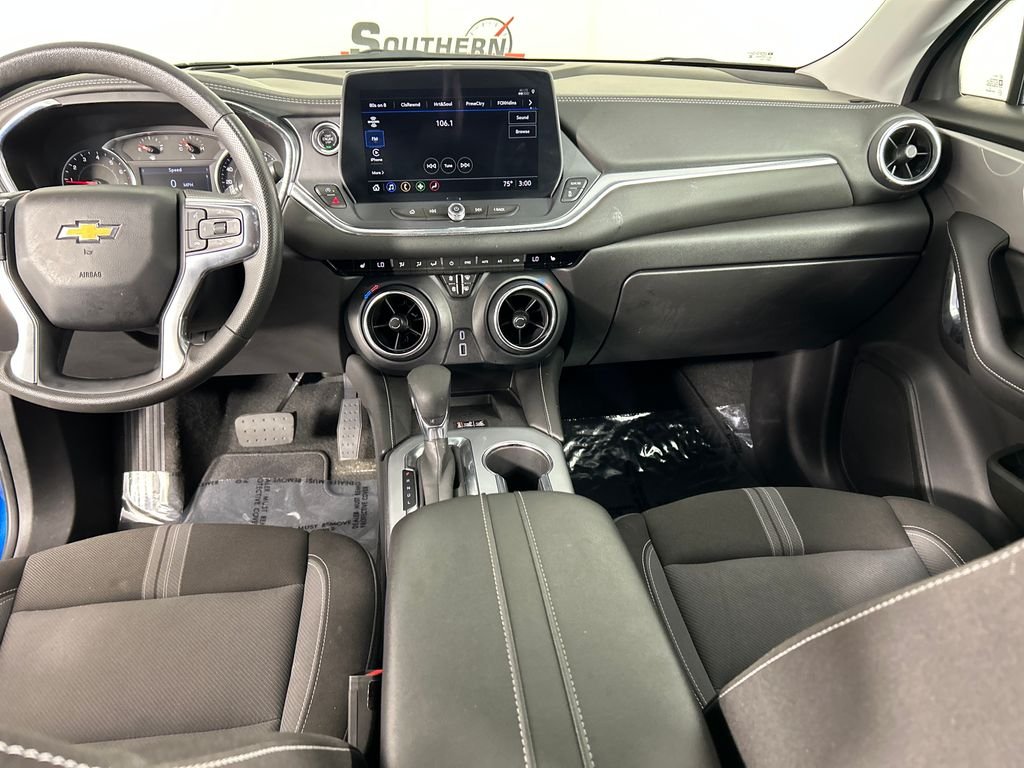 Used 2024 Blue Chevrolet LT image 18