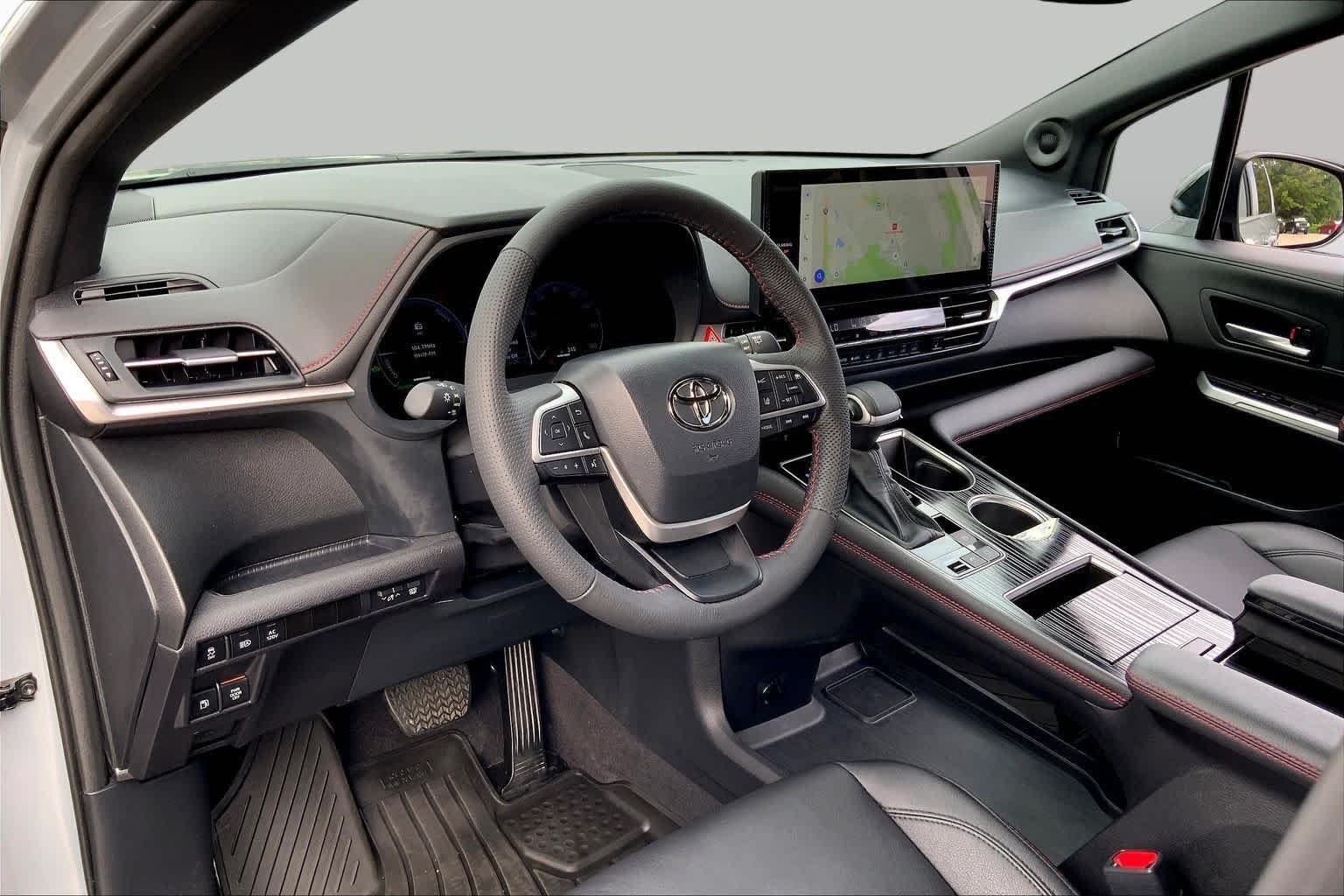 Used 2025 Cement Toyota XSE image 18