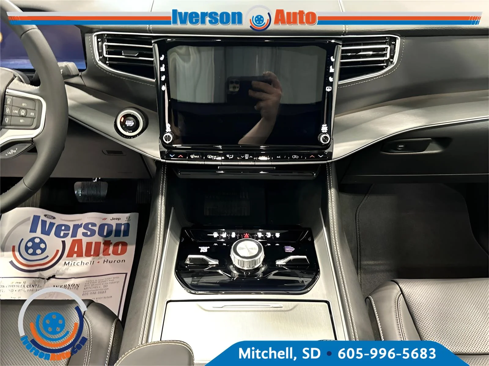 New 2026 Baltic Gray Metallic Clearcoat Jeep Limited Reserve image 25