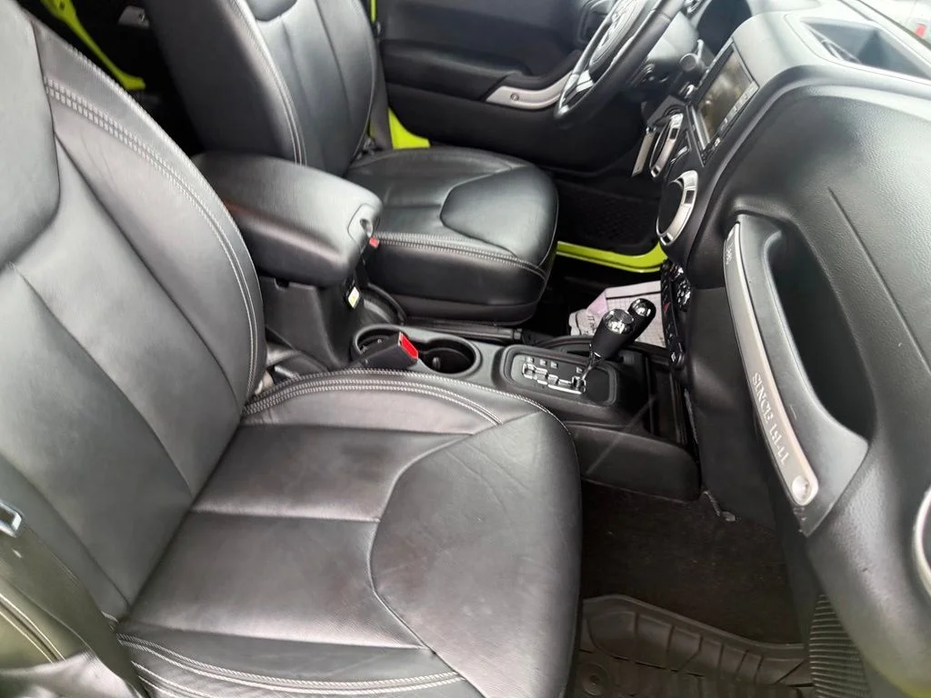 Used 2017 Green Jeep Unlimited Sahara image 61