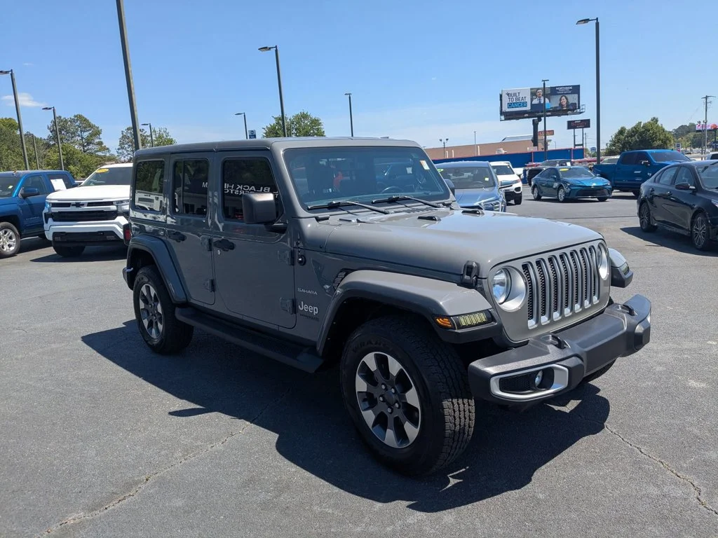 Used 2022 Sting-Gray Clearcoat Jeep Unlimited Sahara image 3