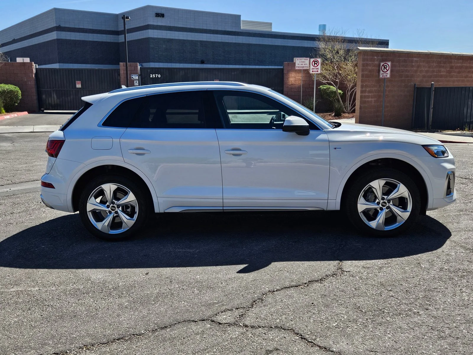 Used 2025 Arkona White Audi S line Premium Plus image 4