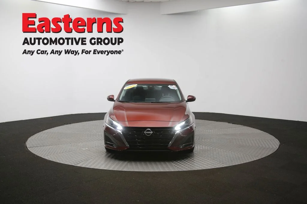 Used 2023 Red Nissan 2.5 SV image 52