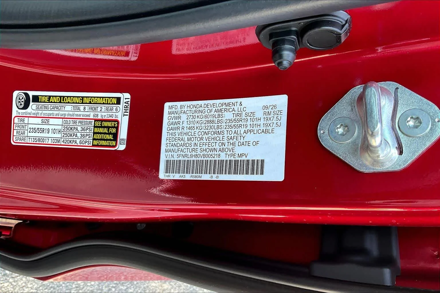 New 2027 Radiant Red Metallic II Honda Touring image 19