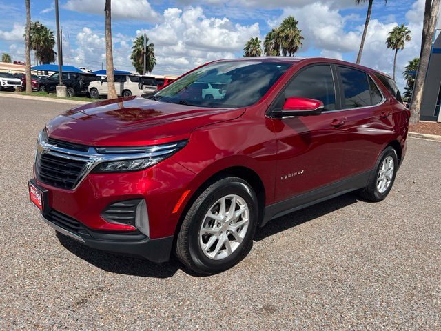 Used 2023 RADIANT RED TINTCOAT Chevrolet LT image 3