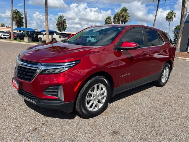 Used 2023 RADIANT RED TINTCOAT Chevrolet LT image 3