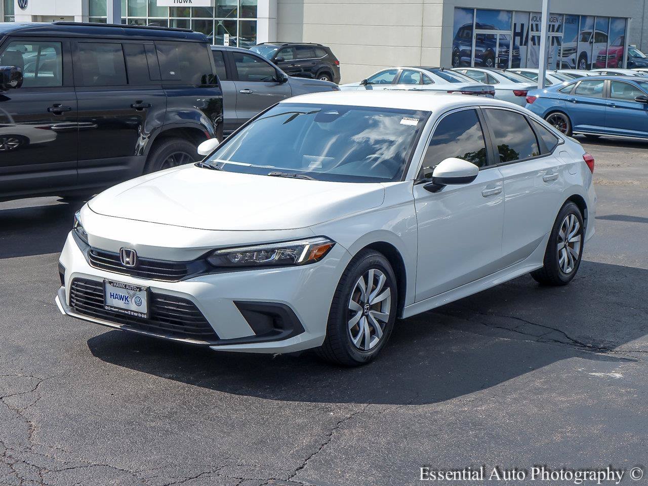 Used 2022 Platinum White Pearl Honda LX image 3