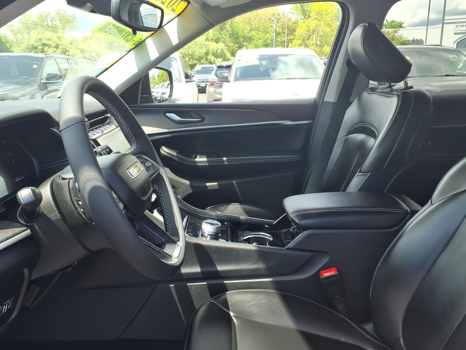 Used 2023 Blue Jeep Limited image 21