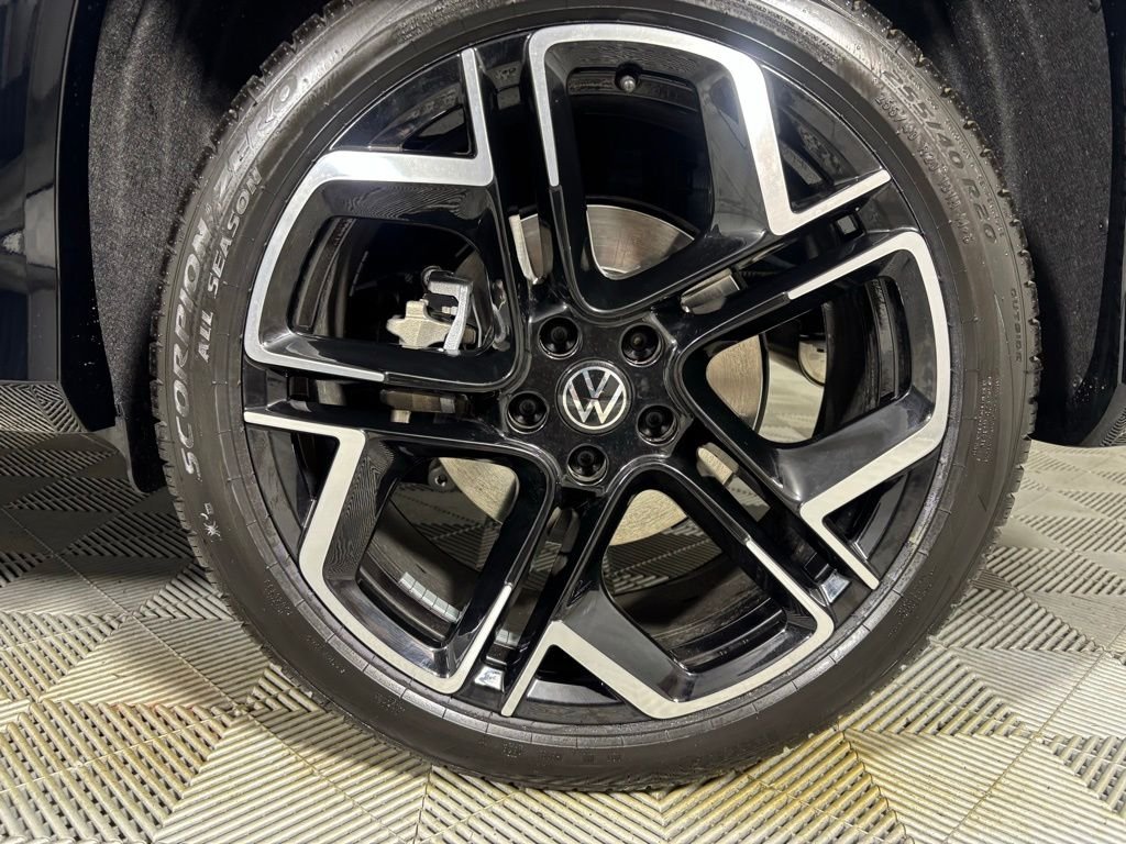 2026 Volkswagen Tiguan SEL R-LINE TURBO - Photo 16