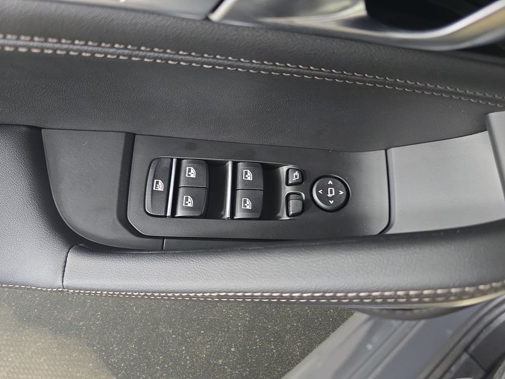 2026 BMW X6 M60i - Photo 28
