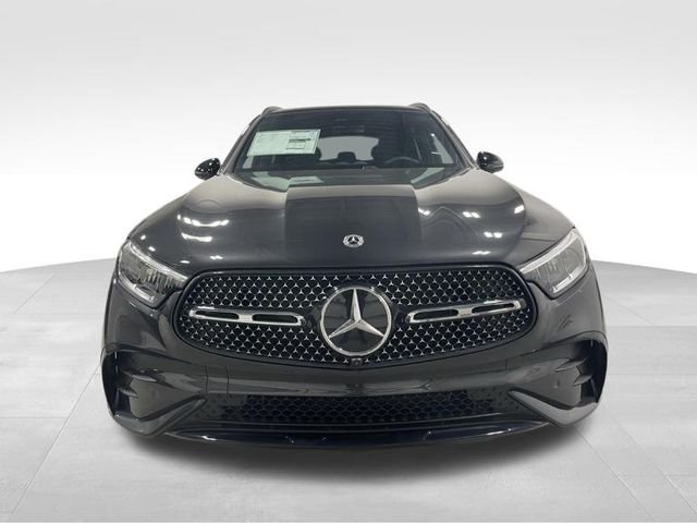 New 2026  Mercedes-Benz GLC 300 image 2