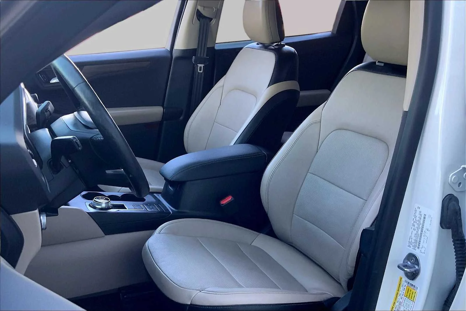 Used 2020 Star White Metallic Tri-Coat Ford Titanium Hybrid image 9