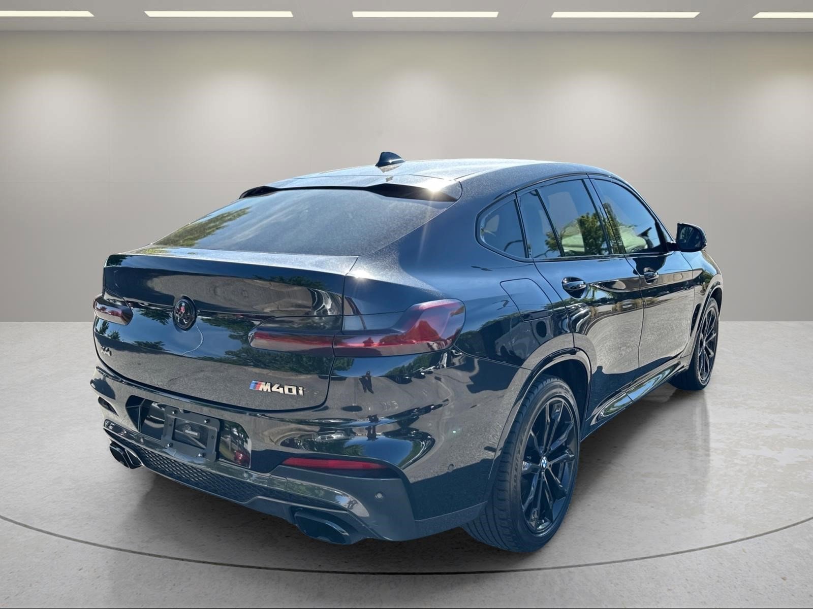 Used 2019 Black Sapphire Metallic BMW M40i image 5
