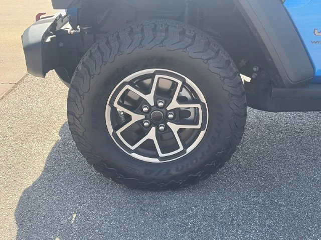 Used 2026 Blue Jeep Rubicon image 25