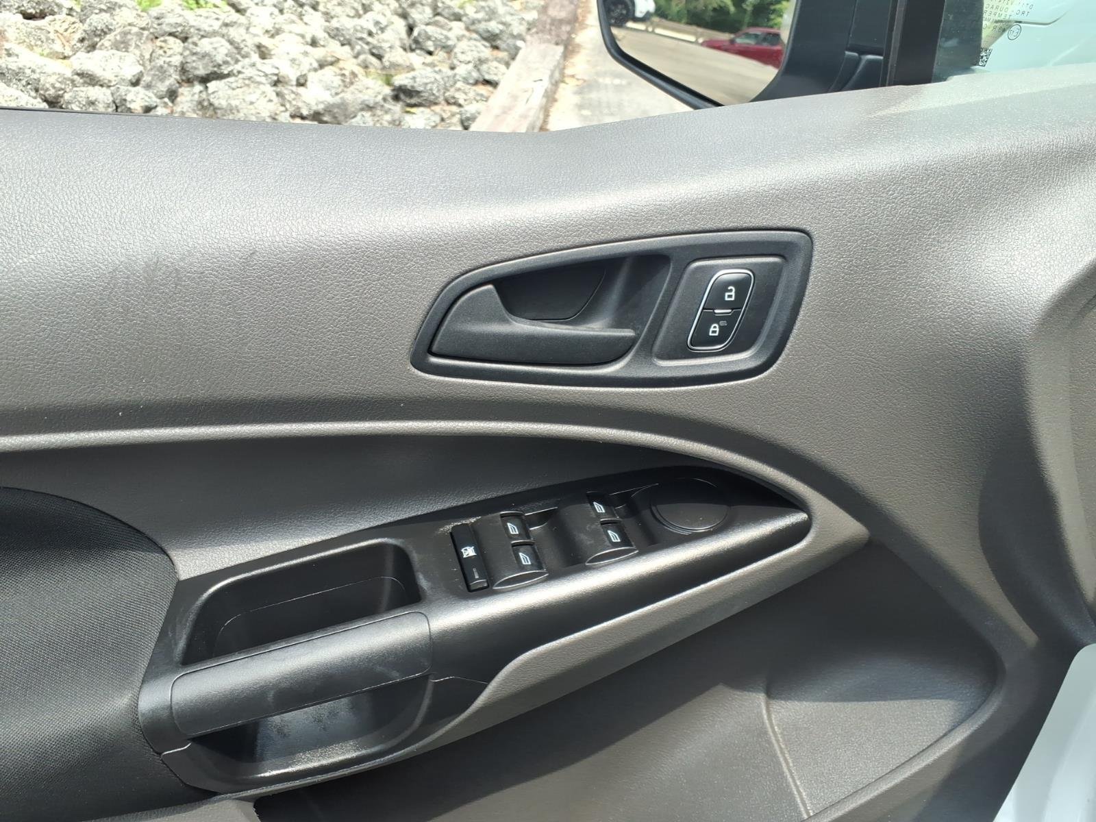 Used 2020 Frozen White Ford XL image 14