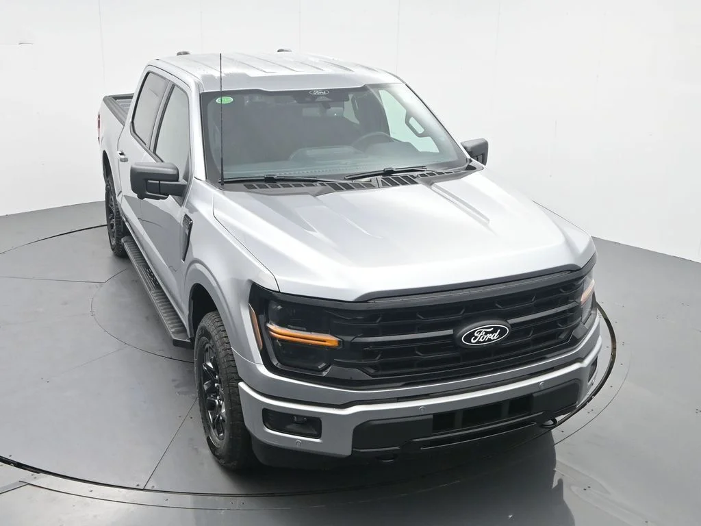 New 2026 Iconic Silver Metallic Ford XLT image 24