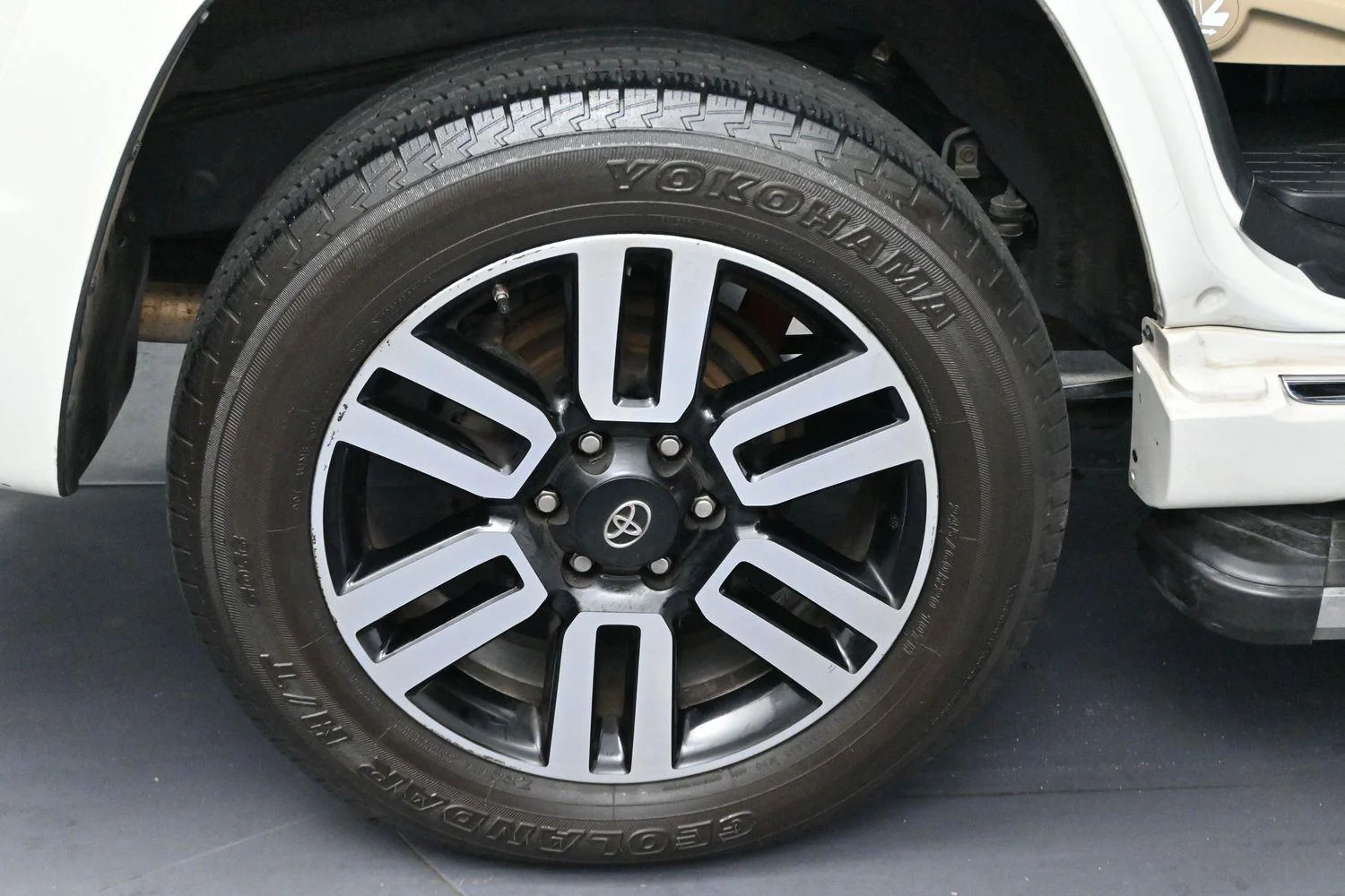 Used 2019 Blizzard Pearl Toyota Limited image 42