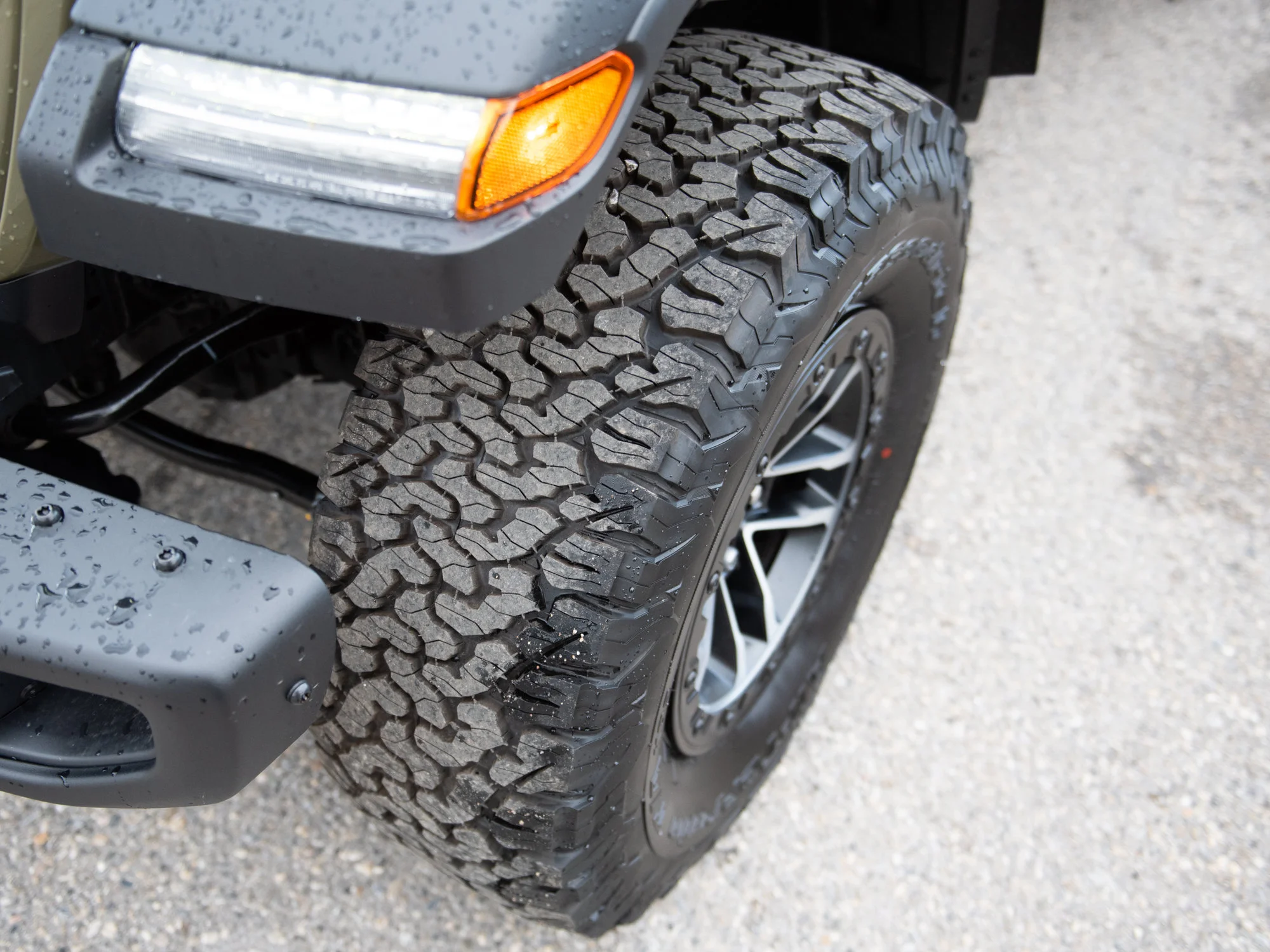 New 2026 41 Jeep Willys 392* 4 Door 4x4, 470 HORSEPOWER, Sky One-Touch Power Top image 4