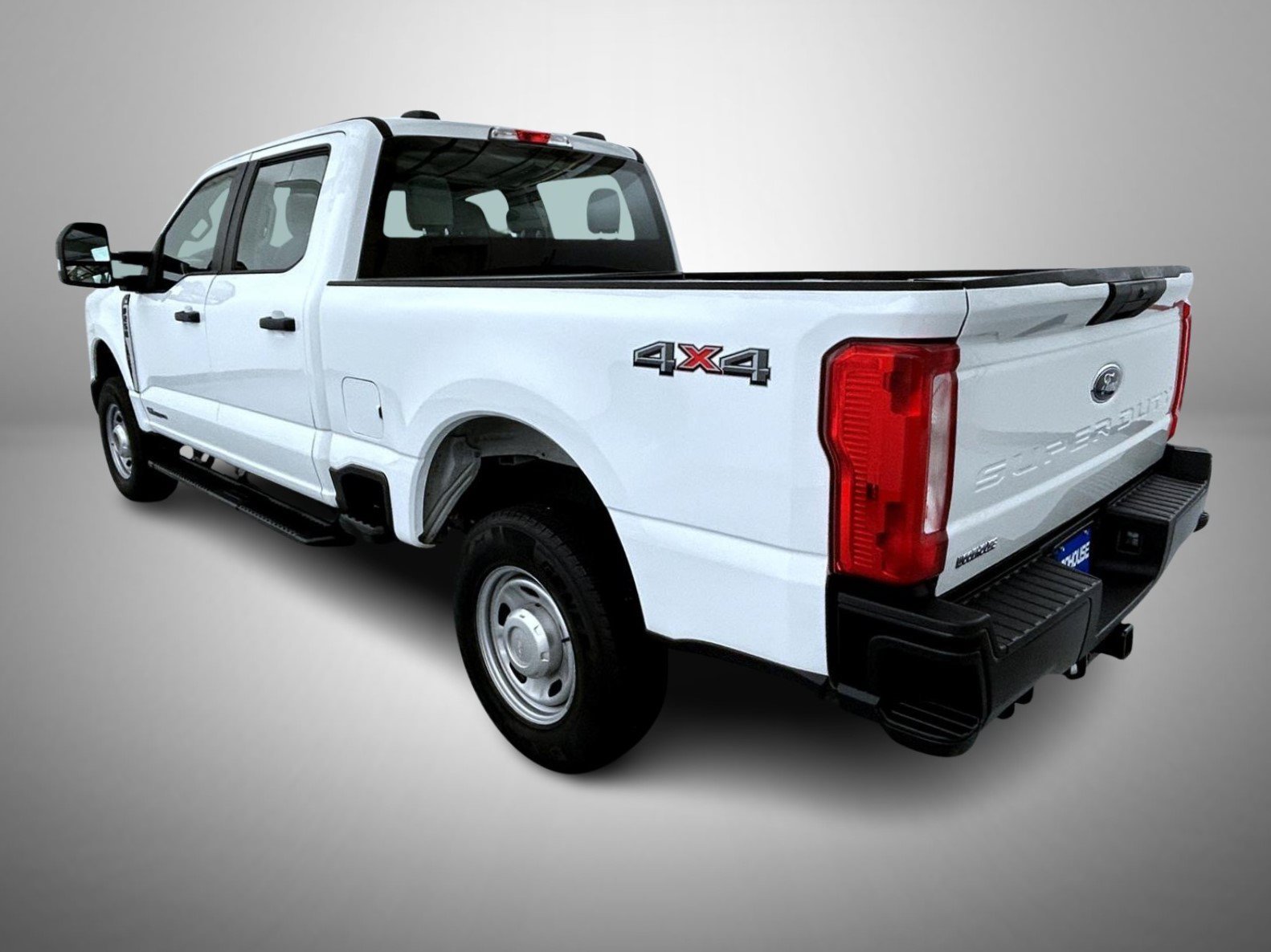 Used 2026 White Ford XL image 7
