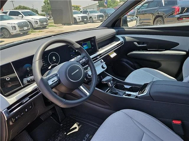 New 2025 Phantom Black Hyundai Limited image 14