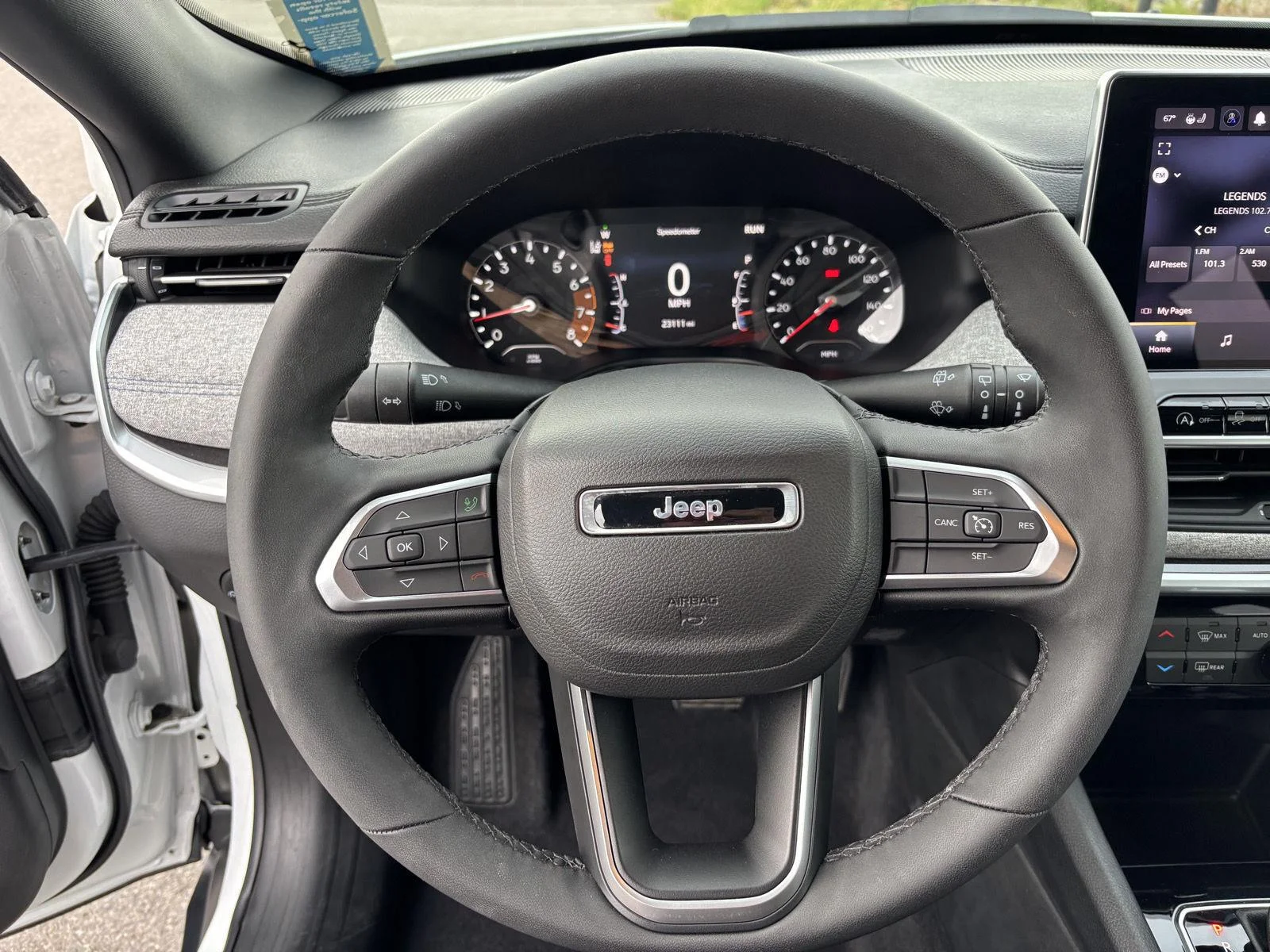 Used 2023 Bright White Clearcoat Jeep Latitude image 20