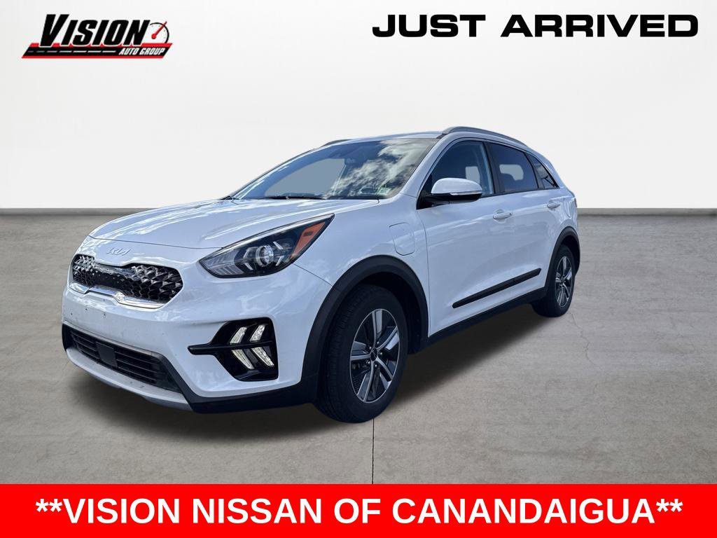 Used 2022 White Kia EX image 2