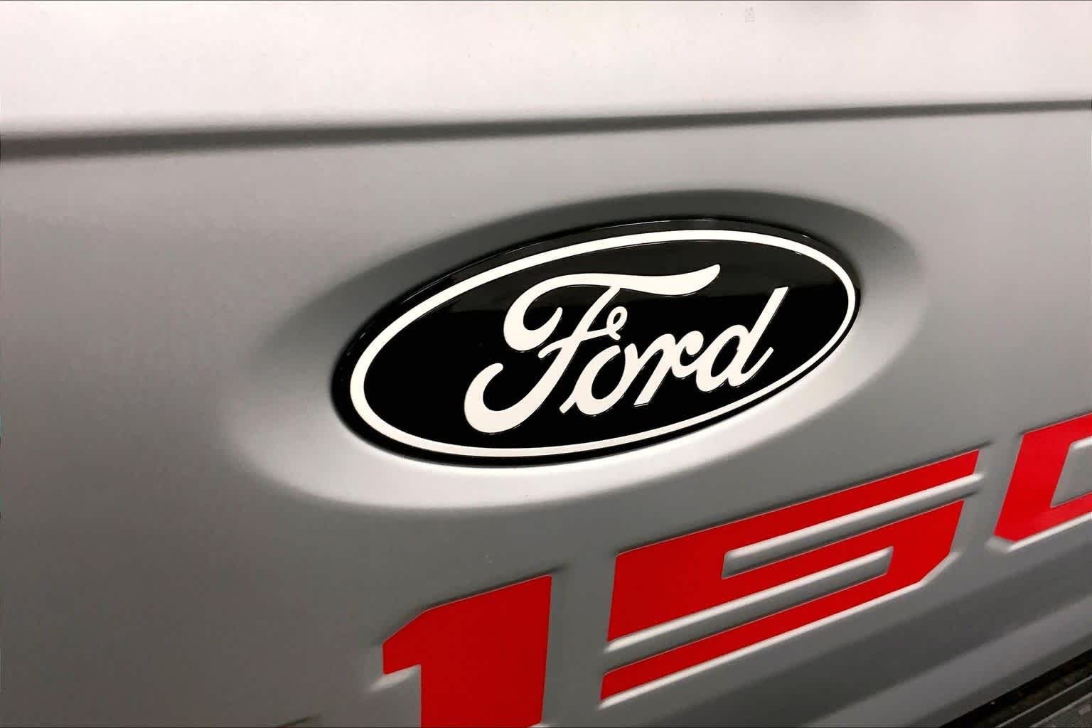 New 2026 Agate Black Metallic Ford Lariat® image 12
