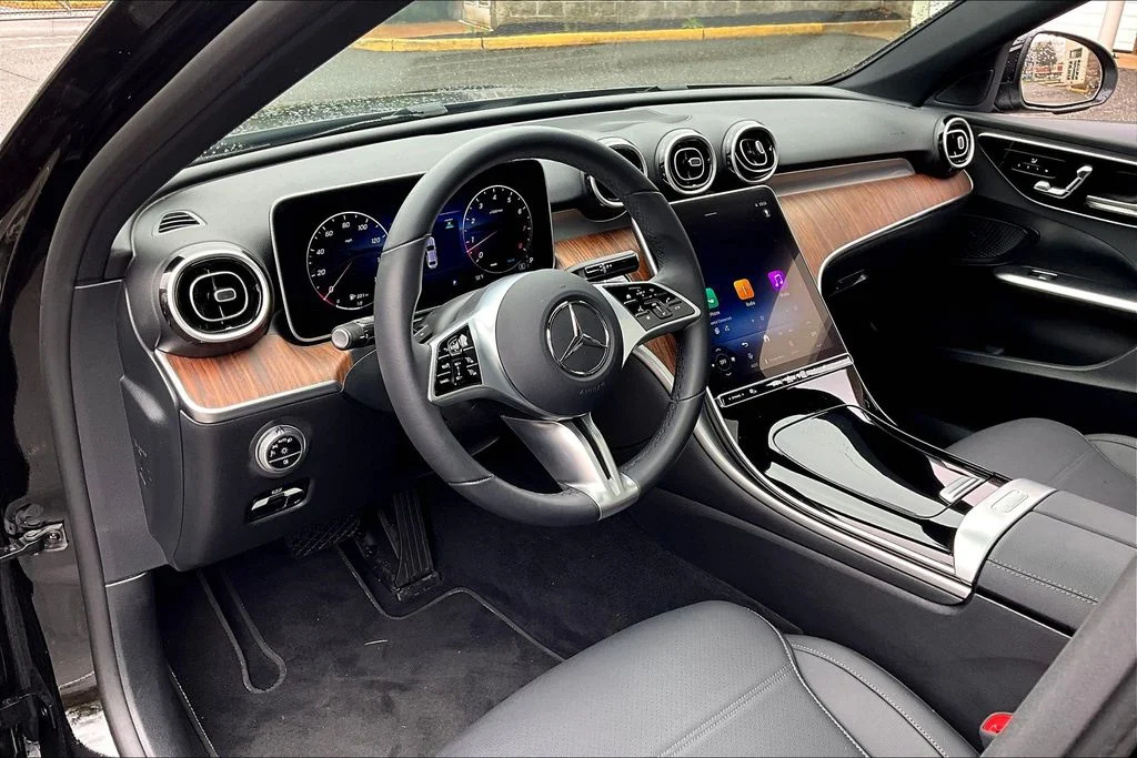2025 Mercedes-Benz C-Class Sedan C 300 - Photo 13