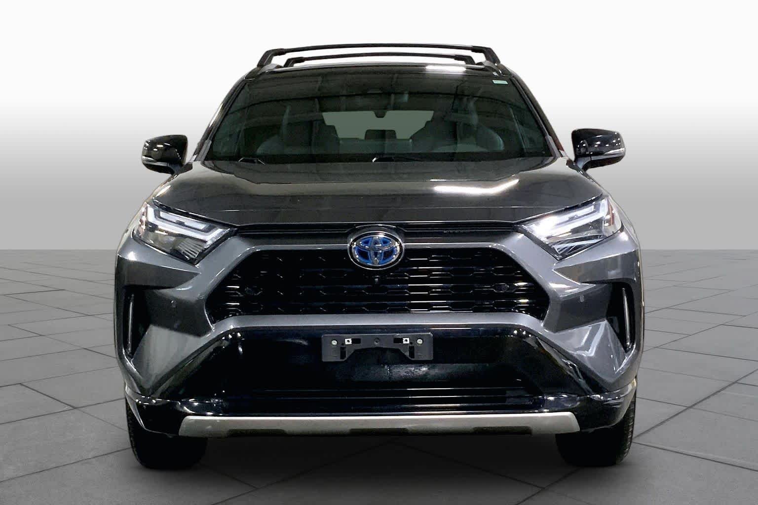 Used 2023 Magnetic Gray Metallic/Midnight Black Metallic Toyota Hybrid XSE image 4