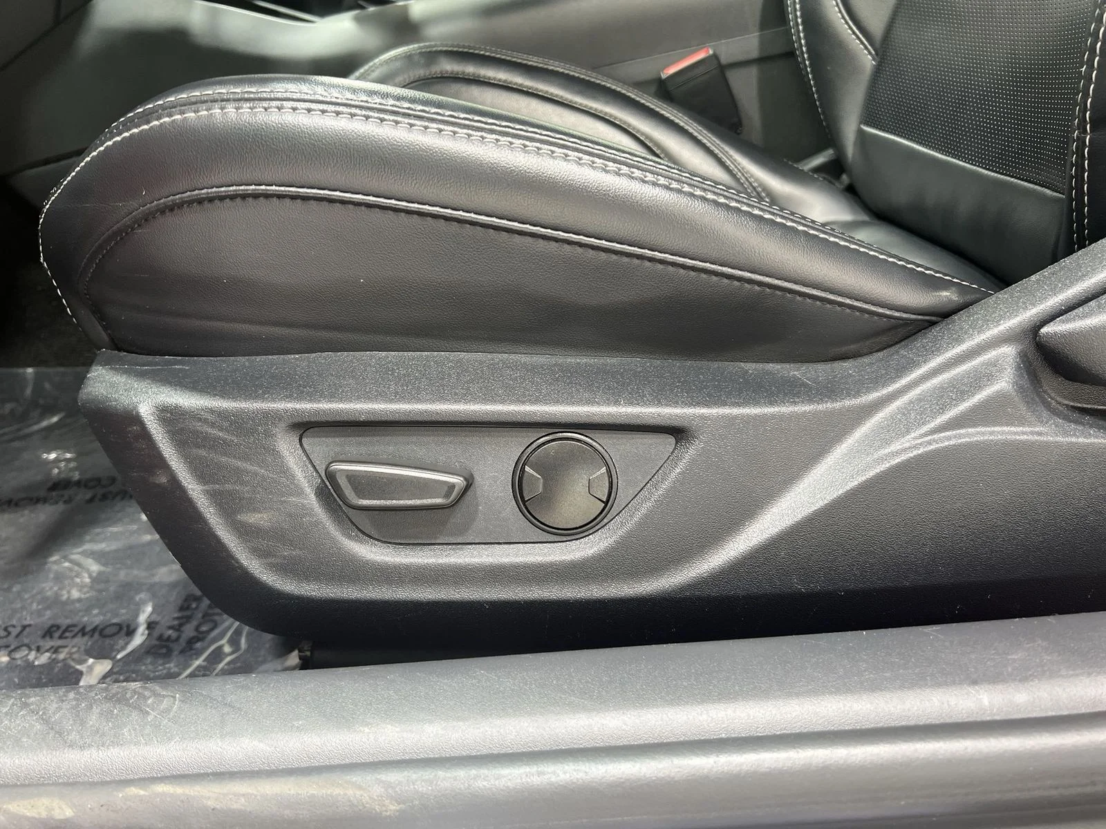 2024 Ford Mustang EcoBoost Premium - Photo 12