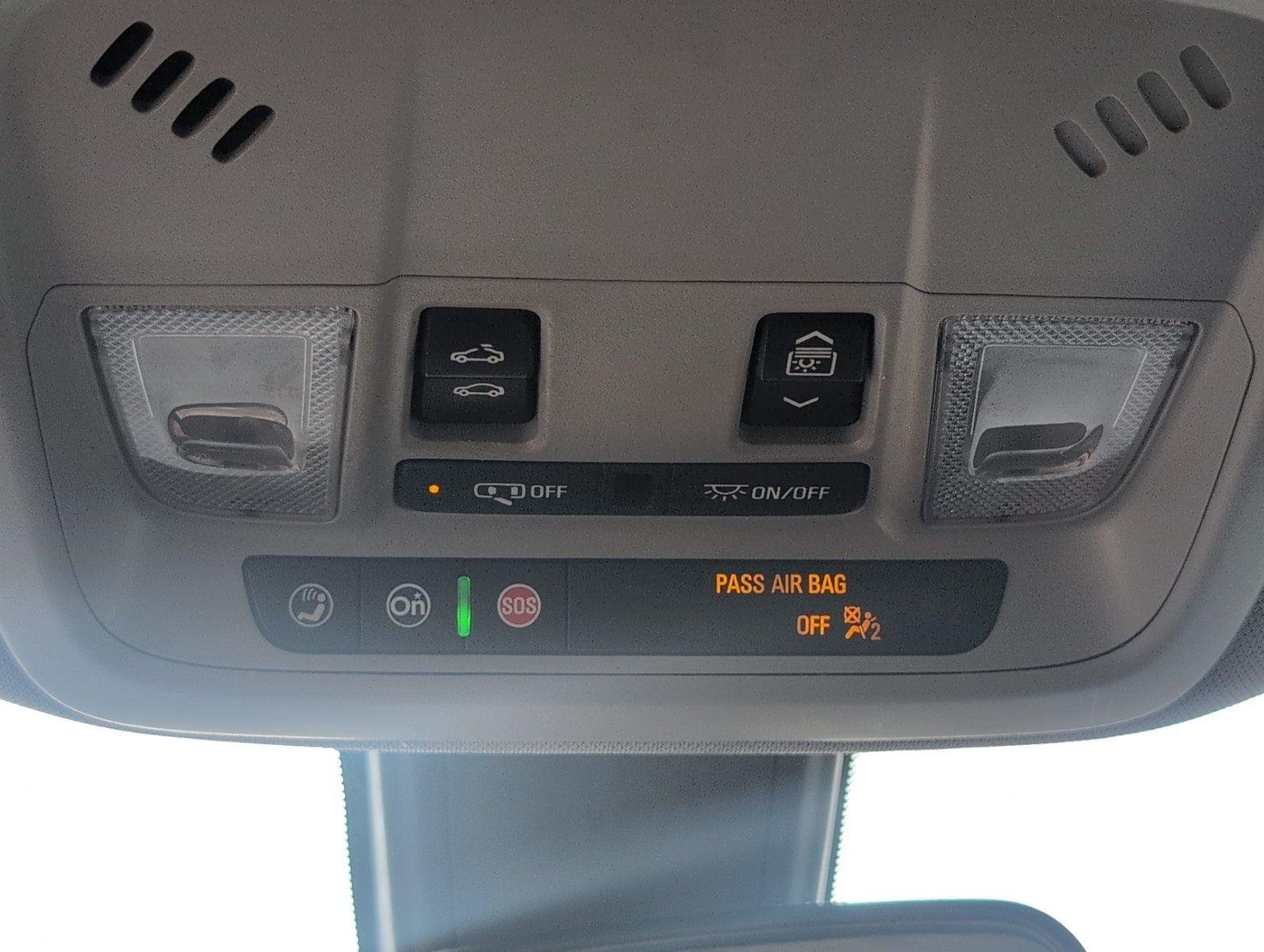 Used 2022 Summit White Chevrolet LT image 22