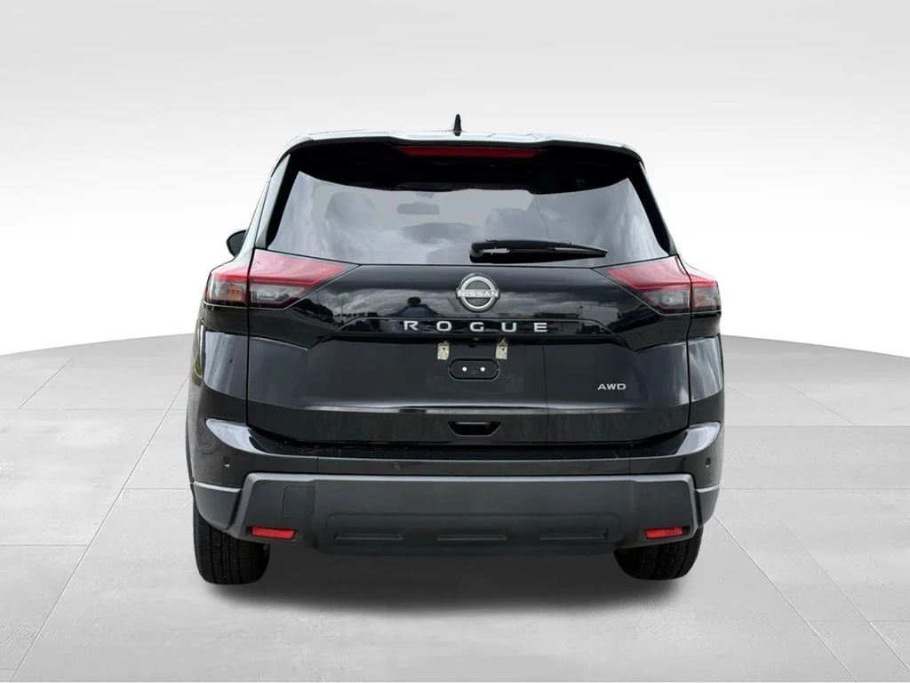 Used 2024 Black Nissan S image 23