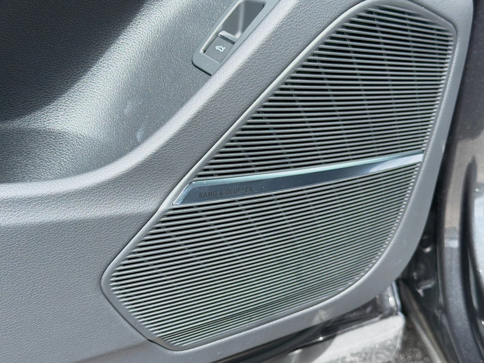 New 2026 Daytona Gray Pearl Effect Audi Prestige image 23