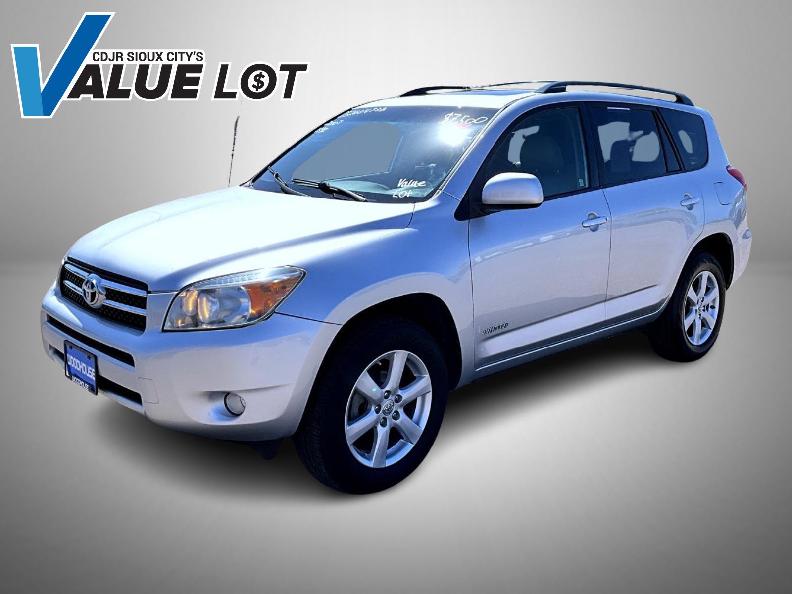 Used 2007 Silver Toyota Limited image 1